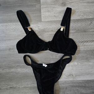 Black Velvet Underwire Bikini Set - Women's Swim
